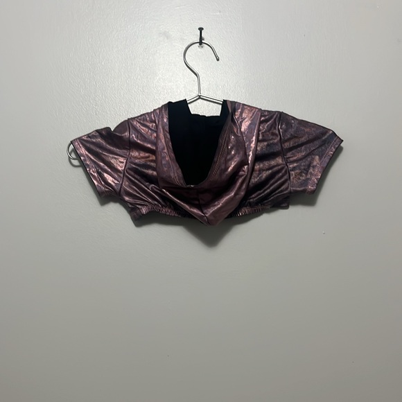 Fashionnova Nova kids Cropped Top - Picture 2 of 3